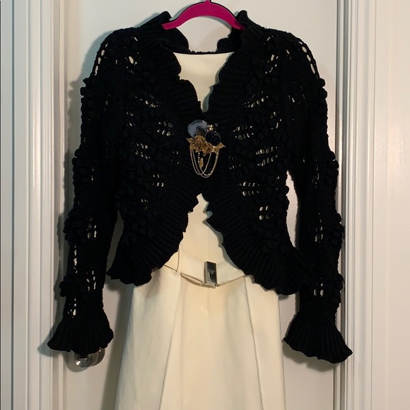 Hand knit wool jacket. Very  nice shape when wear. - Picture 1 of 8
